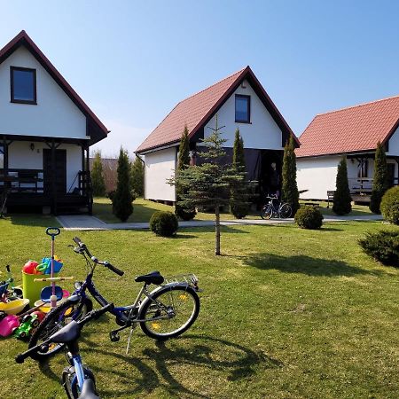 Bungalo Ach To Tu Domki Jastrzębia Góra Exteriör bild