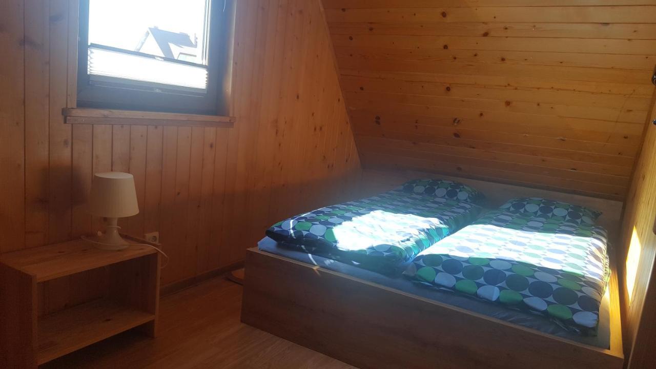 Bungalo Ach To Tu Domki Jastrzębia Góra Exteriör bild